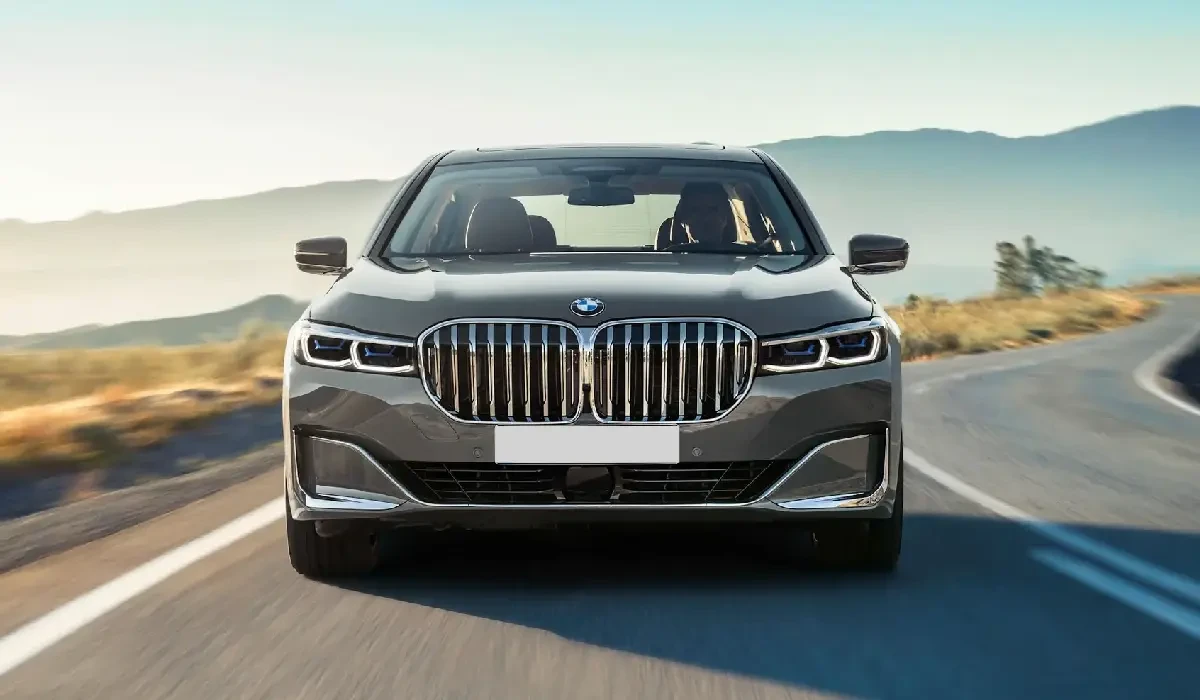 BMW 7 Series 730D Chauffeur Driven Luxury Sedan | BookYourWheels